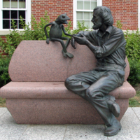 Statue.hensonumd.jpg